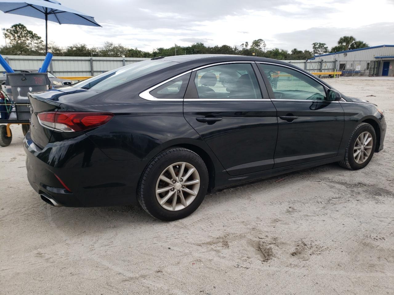Image 3 of 2018 HYUNDAI SONATA SE 2018 with VIN 5NPE24AF3JH612983