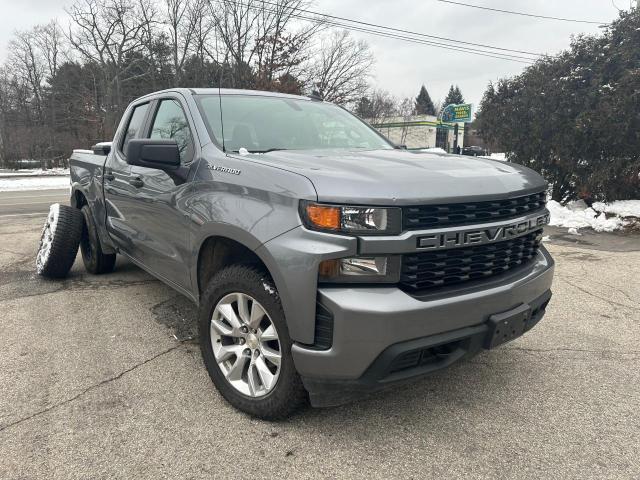 Obraz 1 z 2021 CHEVROLET SILVERADO K1500 CUSTOM 2021 z VIN 1GCRYBEK6MZ375897