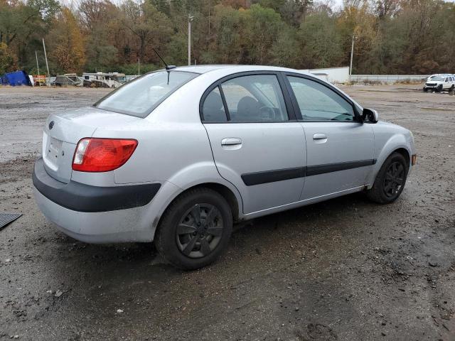 Image 3 of 2009 KIA RIO BASE 2009 with VIN KNADE223596550632