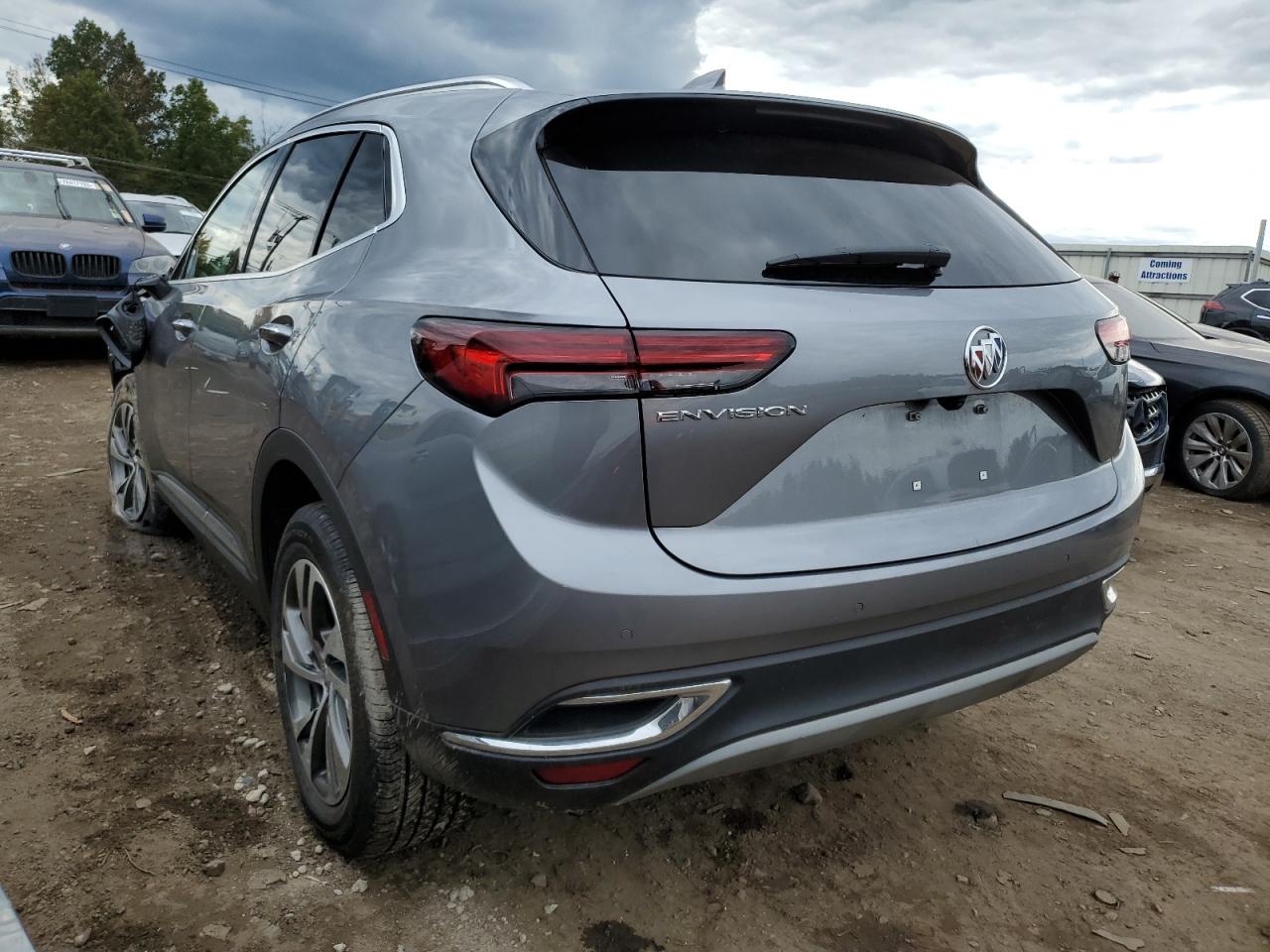 Image 2 of Buick Envision Essence 2022 with VIN LRBFZNR4XND125444
