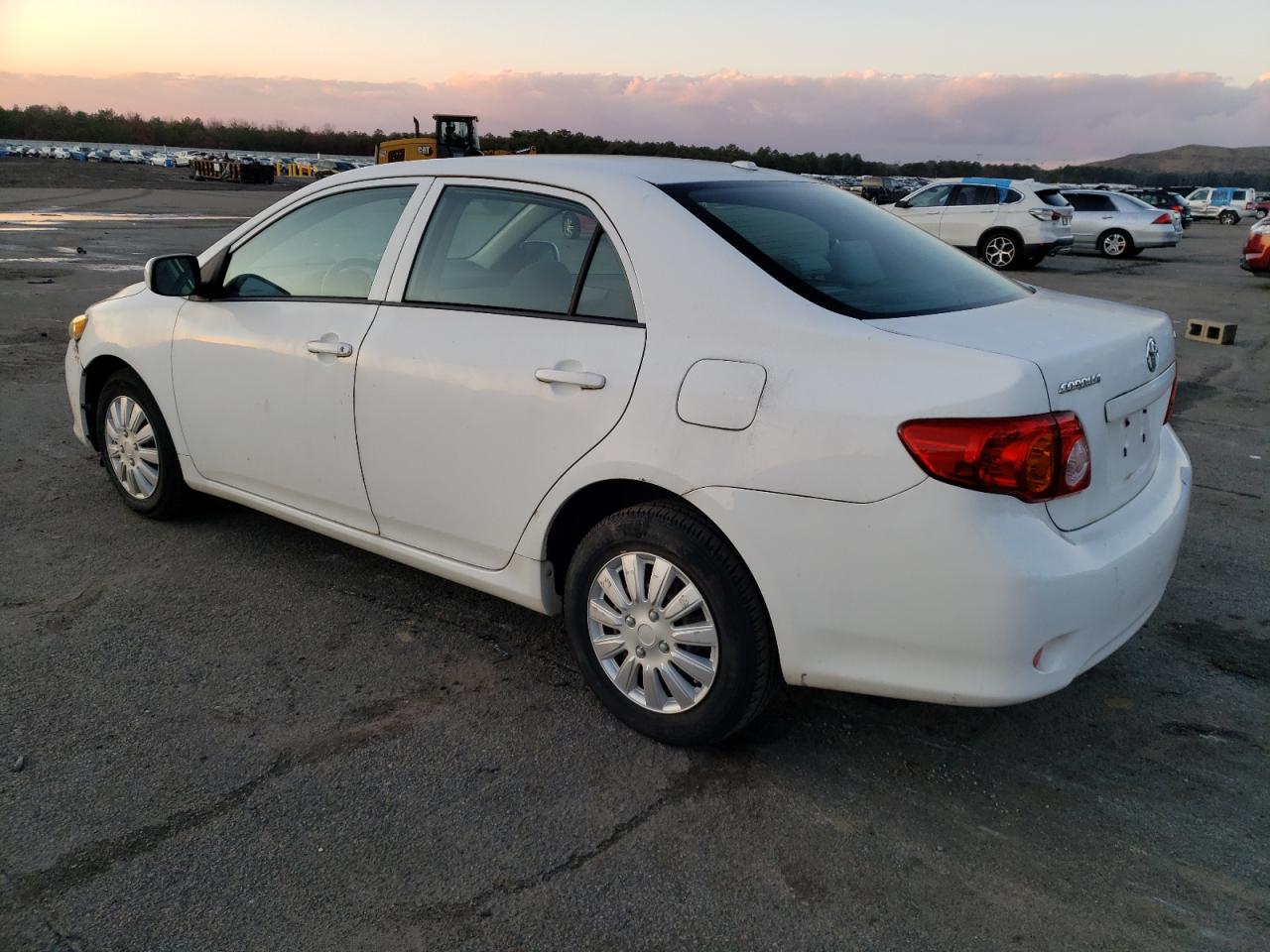 Obraz 2 z 2009 TOYOTA COROLLA BASE 2009 z VIN JTDBL40E499093648