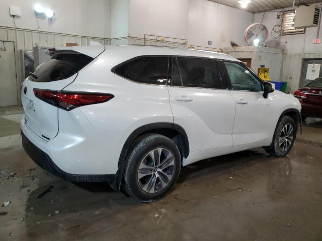 Изображение 3 2021 TOYOTA HIGHLANDER XLE 2021 с VIN 5TDGZRBH2MS104228
