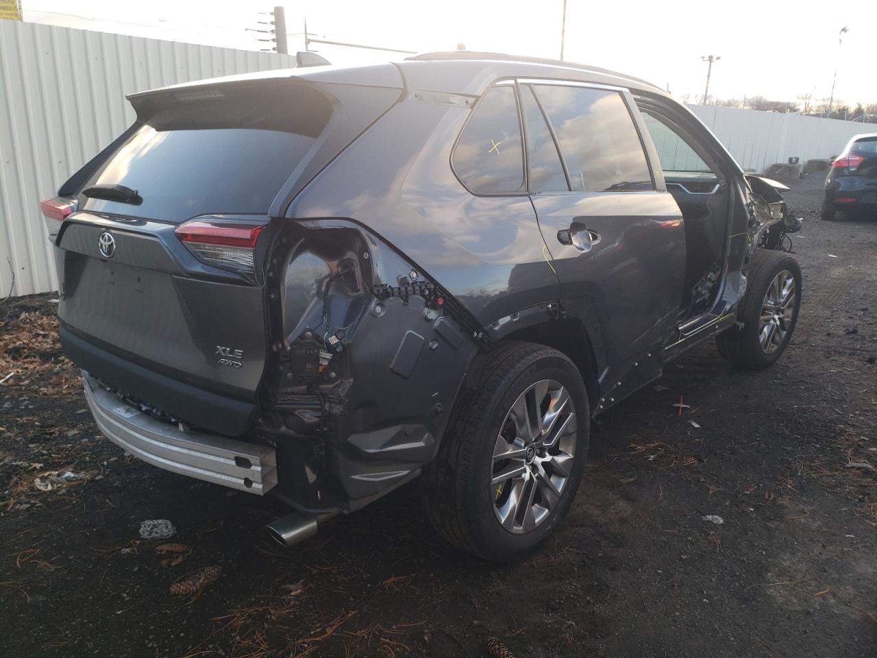 Image 3 of 2021 TOYOTA RAV4 XLE PREMIUM 2021 with VIN 2T3A1RFV8MW148620