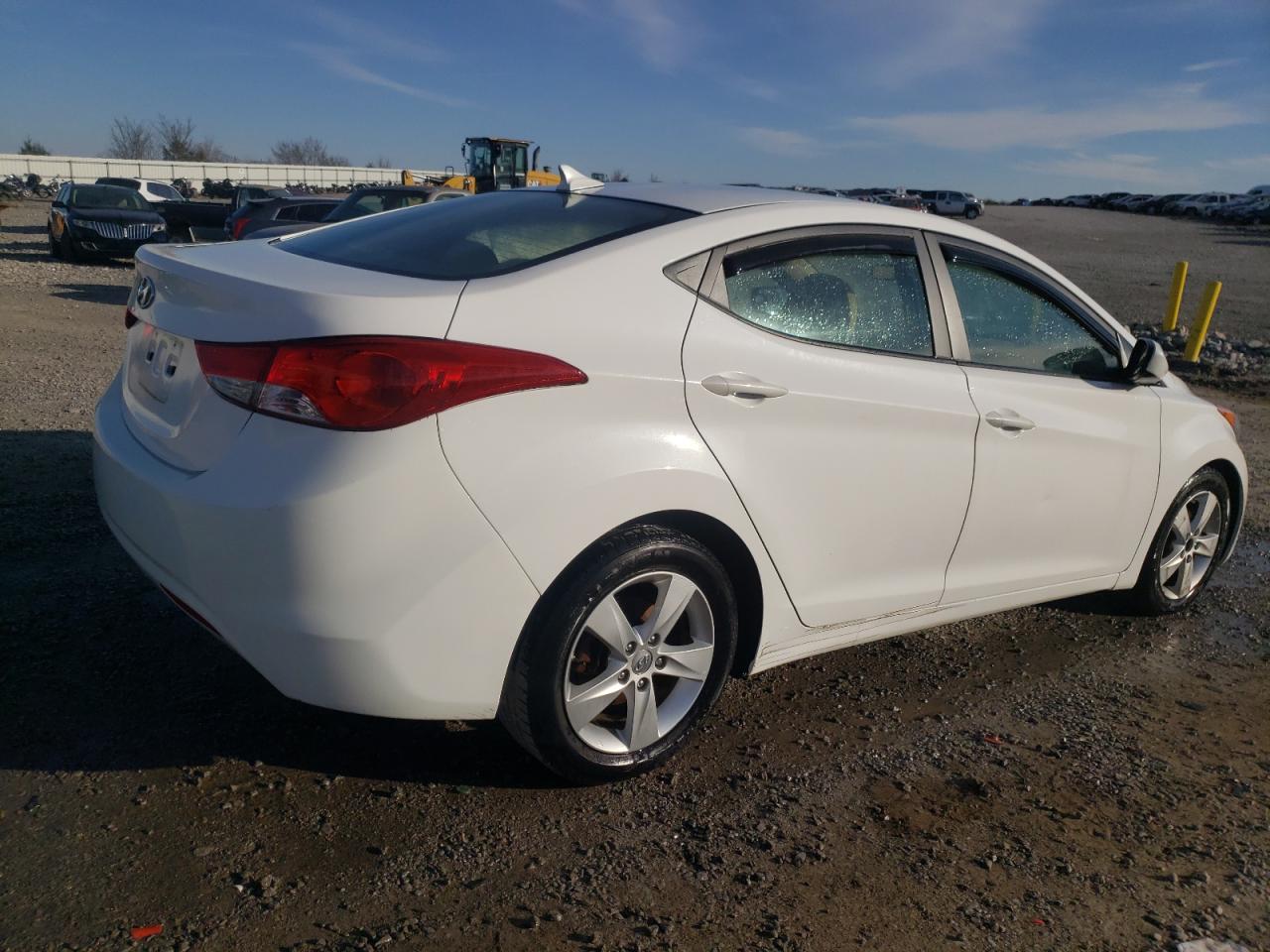 Obraz 3 z 2013 HYUNDAI ELANTRA GLS 2013 z VIN 5NPDH4AE2DH375375