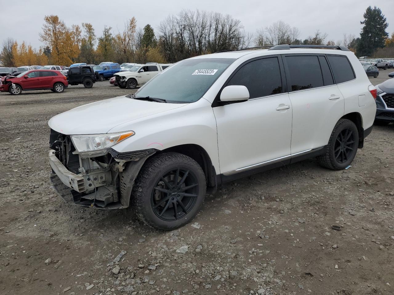 Изображение 2013 TOYOTA HIGHLANDER BASE 2013