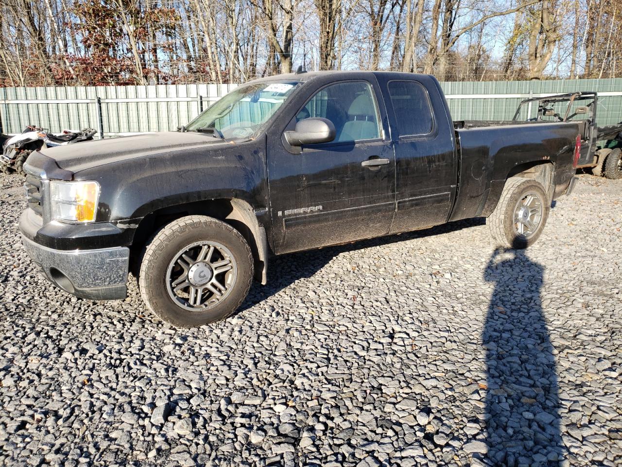 Image 1 of 2008 GMC SIERRA K1500 2008 with VIN 2GTEK19J581323980