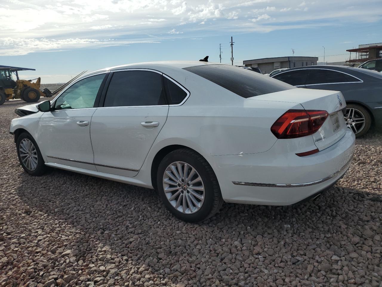 Image 2 of 2017 VOLKSWAGEN PASSAT SE 2017 with VIN 1VWBT7A33HC063683