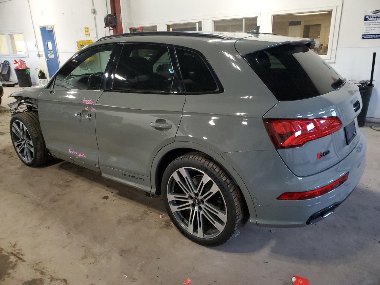Image 2 of 2019 AUDI SQ5 PRESTIGE 2019 with VIN WA1C4AFY6K2007959