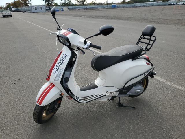 Obraz 2 z 2021 VESPA PRIMAVERA/SPRINT 150 2021 z VIN ZAPM818G0M5801701
