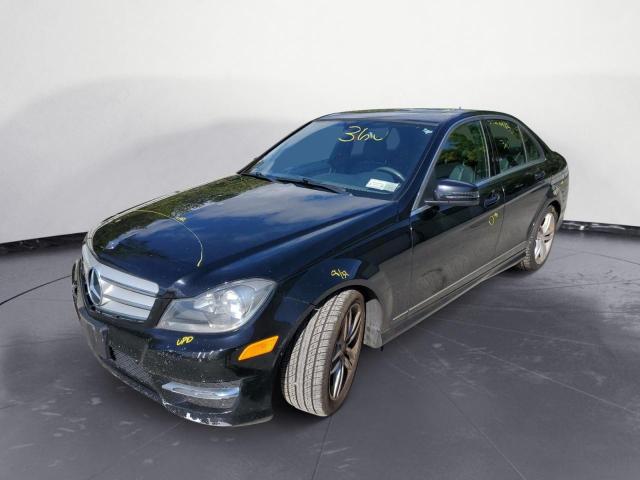 Изображение 2 2013 MERCEDES-BENZ C 300 4MATIC 2013 с VIN WDDGF8AB9DG113122