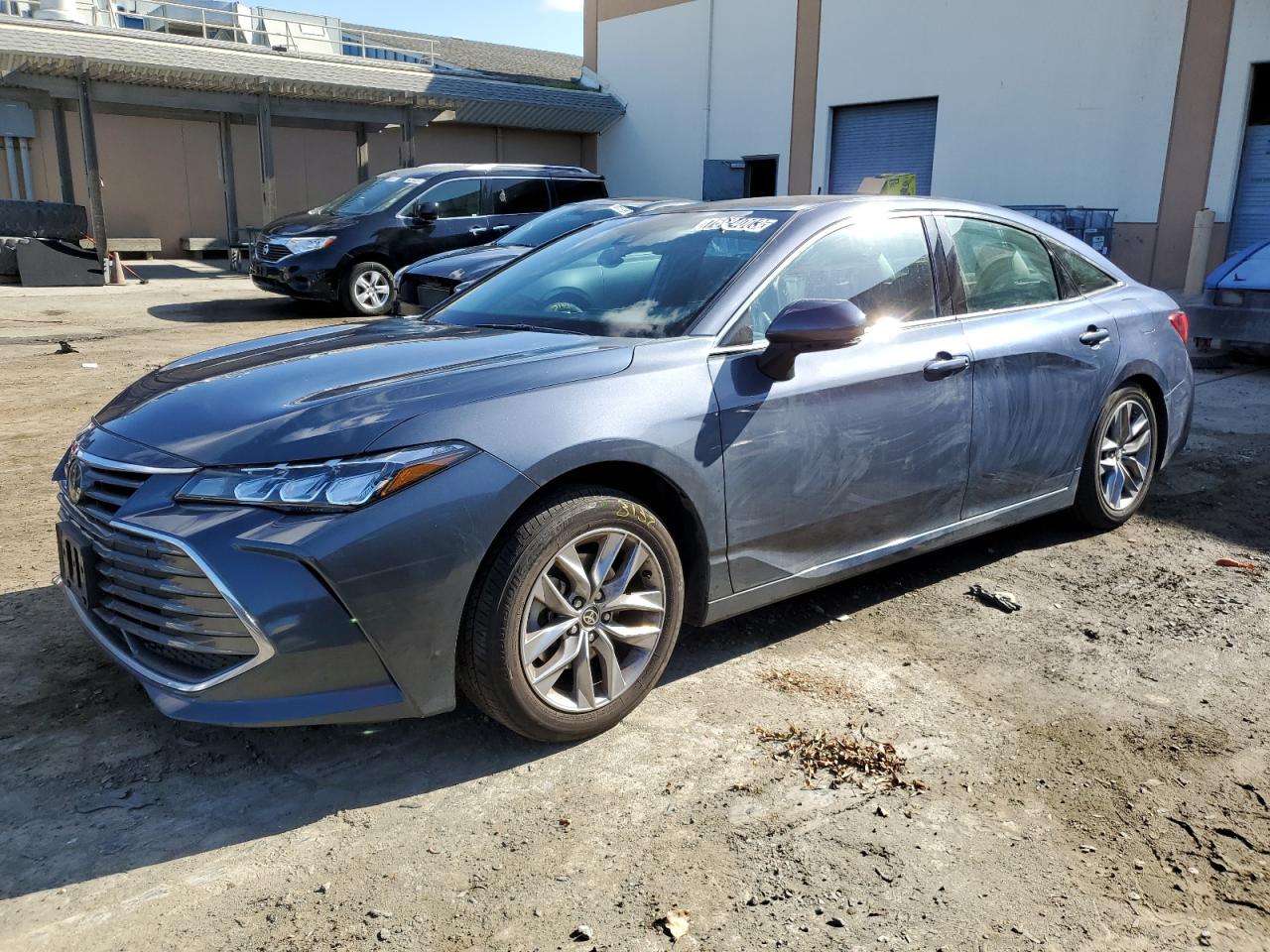 Изображение 1 2022 TOYOTA AVALON XLE 2022 с VIN 4T1JZ1FB7NU077758