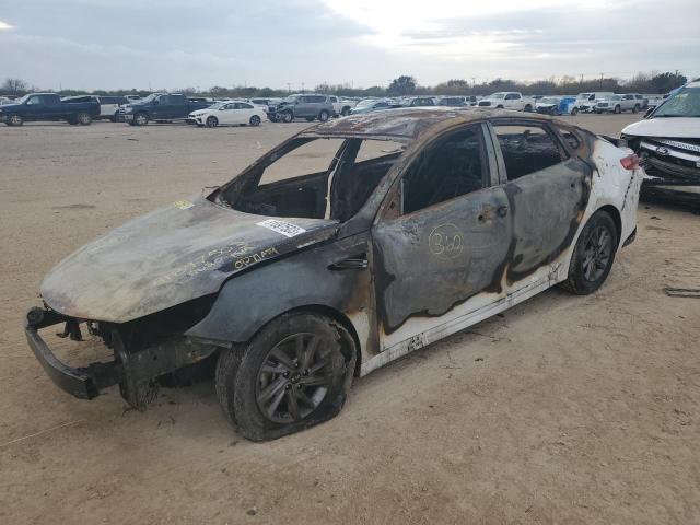 Image 1 of 2020 KIA OPTIMA LX 2020 with VIN 5XXGT4L32LG385843