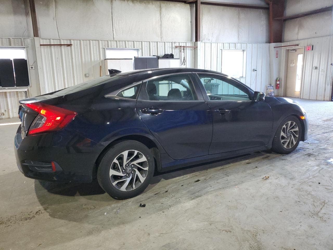 Obraz 3 z 2018 HONDA CIVIC EX 2018 z VIN 2HGFC2F77JH549839