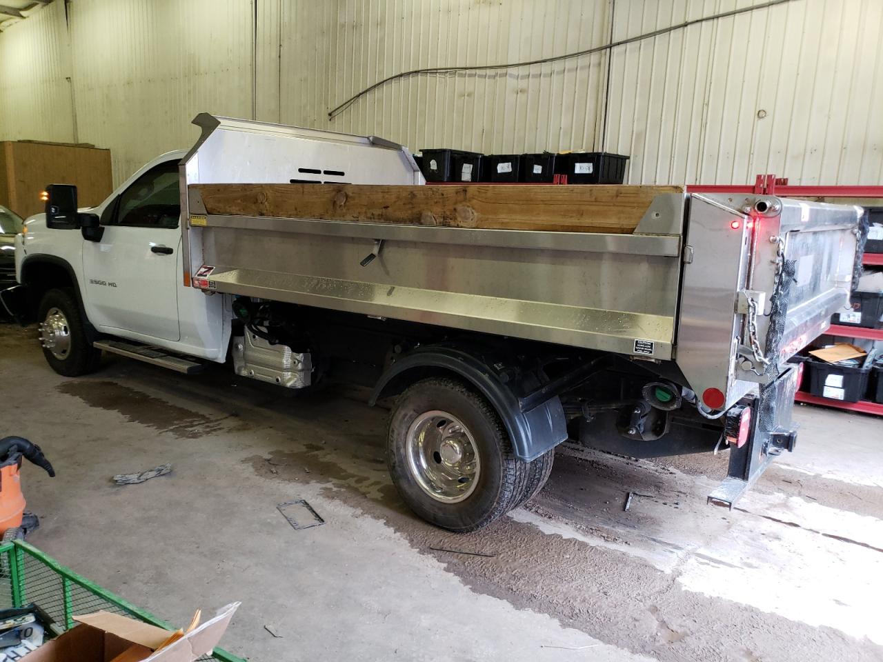 Image 2 of 2020 CHEVROLET SILVERADO K3500 2020 with VIN 1GB3YSEY7LF296270