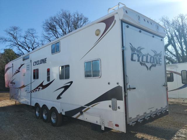 Obraz 3 z 2009 HEART LAND CYCLONE 2009 z VIN 5SFGF40339E050306