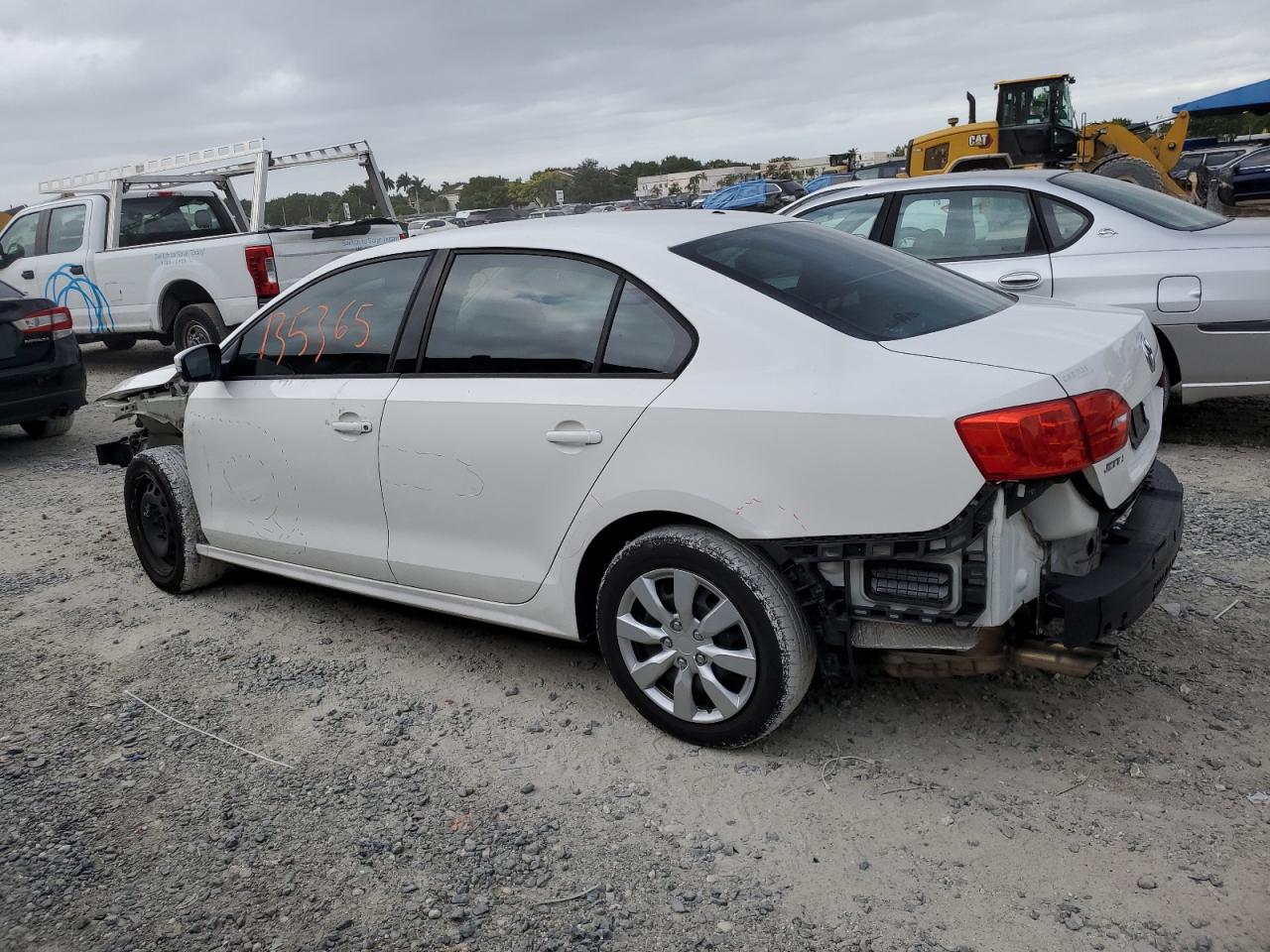 Image 2 of 2011 VOLKSWAGEN JETTA SE 2011 with VIN 3VWDX7AJ4BM345610