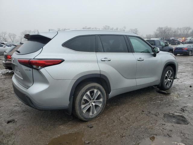 Image 3 of 2022 TOYOTA HIGHLANDER HYBRID XLE 2022 with VIN 5TDHBRCH9NS544892