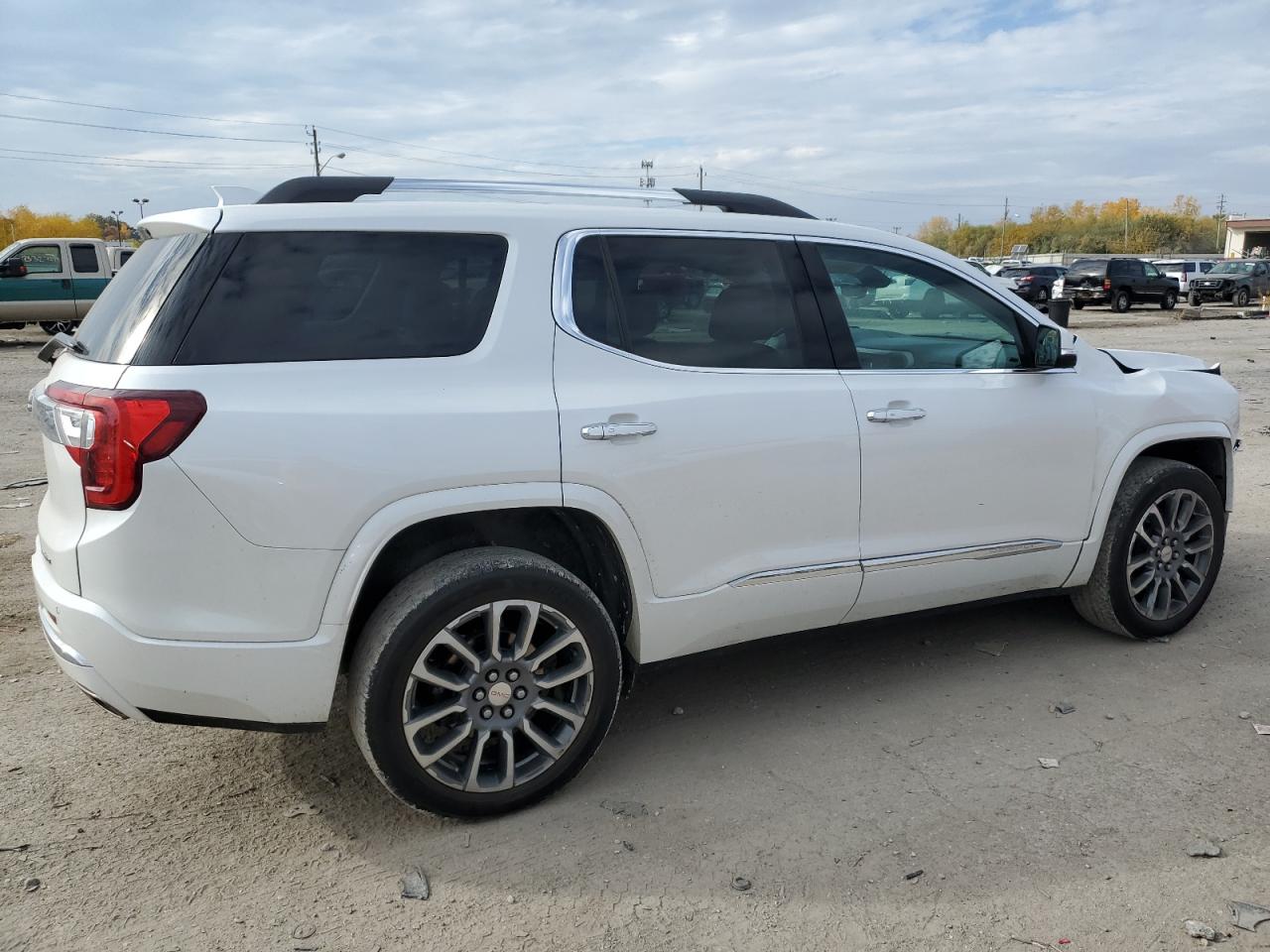 Изображение 3 2021 GMC ACADIA DENALI 2021 с VIN 1GKKNXLS3MZ108991