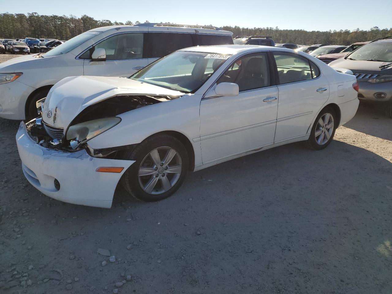 Obraz 1 z 2005 LEXUS ES 330 2005 z VIN JTHBA30G555087357