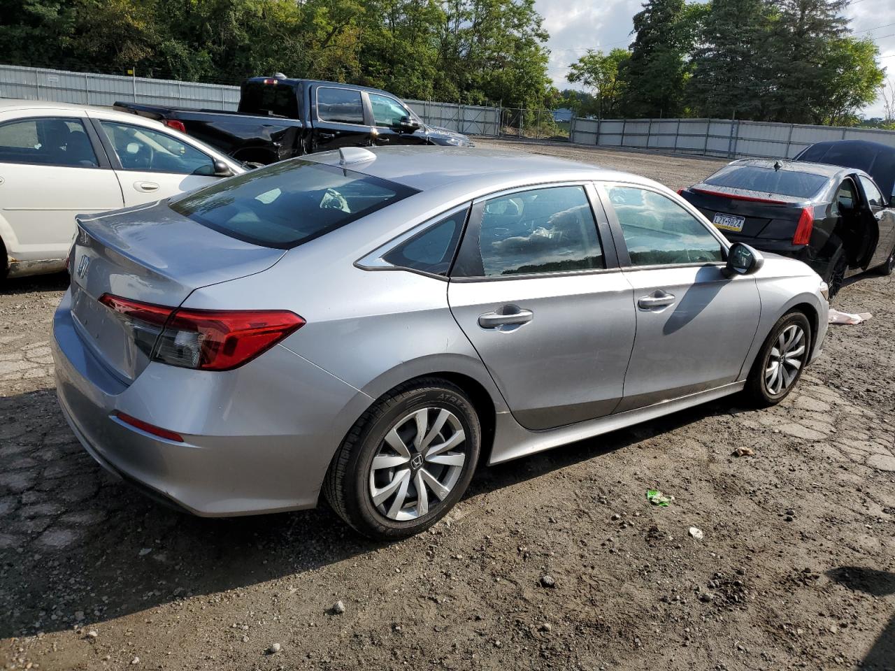 Image 3 of 2022 HONDA CIVIC LX 2022 with VIN 2HGFE2F27NH511774