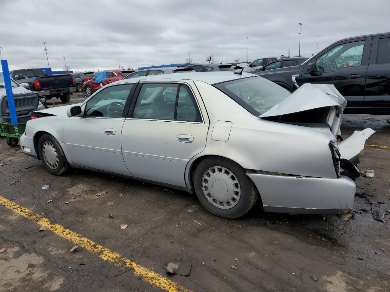 Image 2 of 2005 CADILLAC DEVILLE  2005 with VIN 1G6KD54Y15U221099