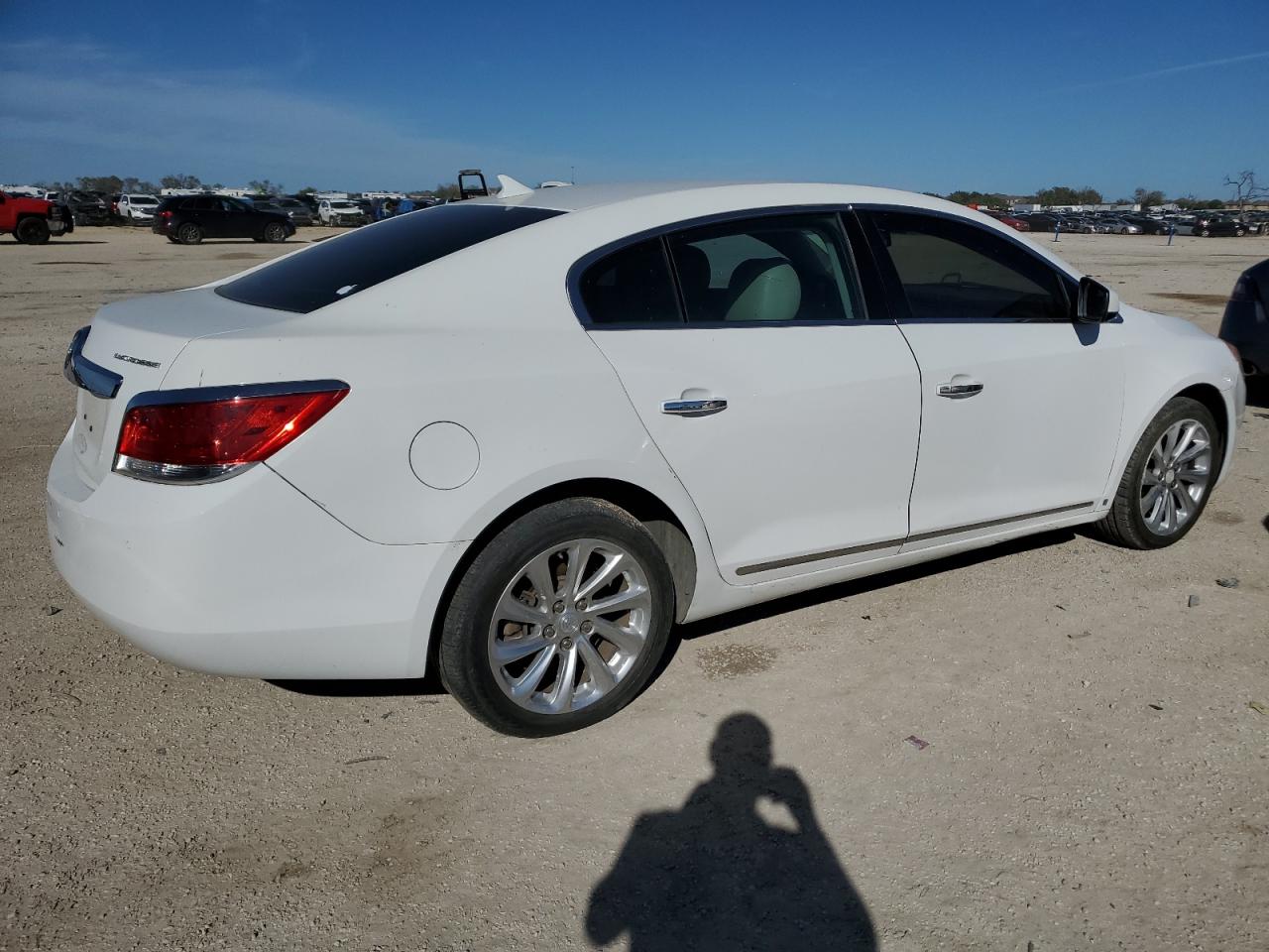 Obraz 3 z 2010 BUICK LACROSSE CX 2010 z VIN 1G4GB5EG7AF123431