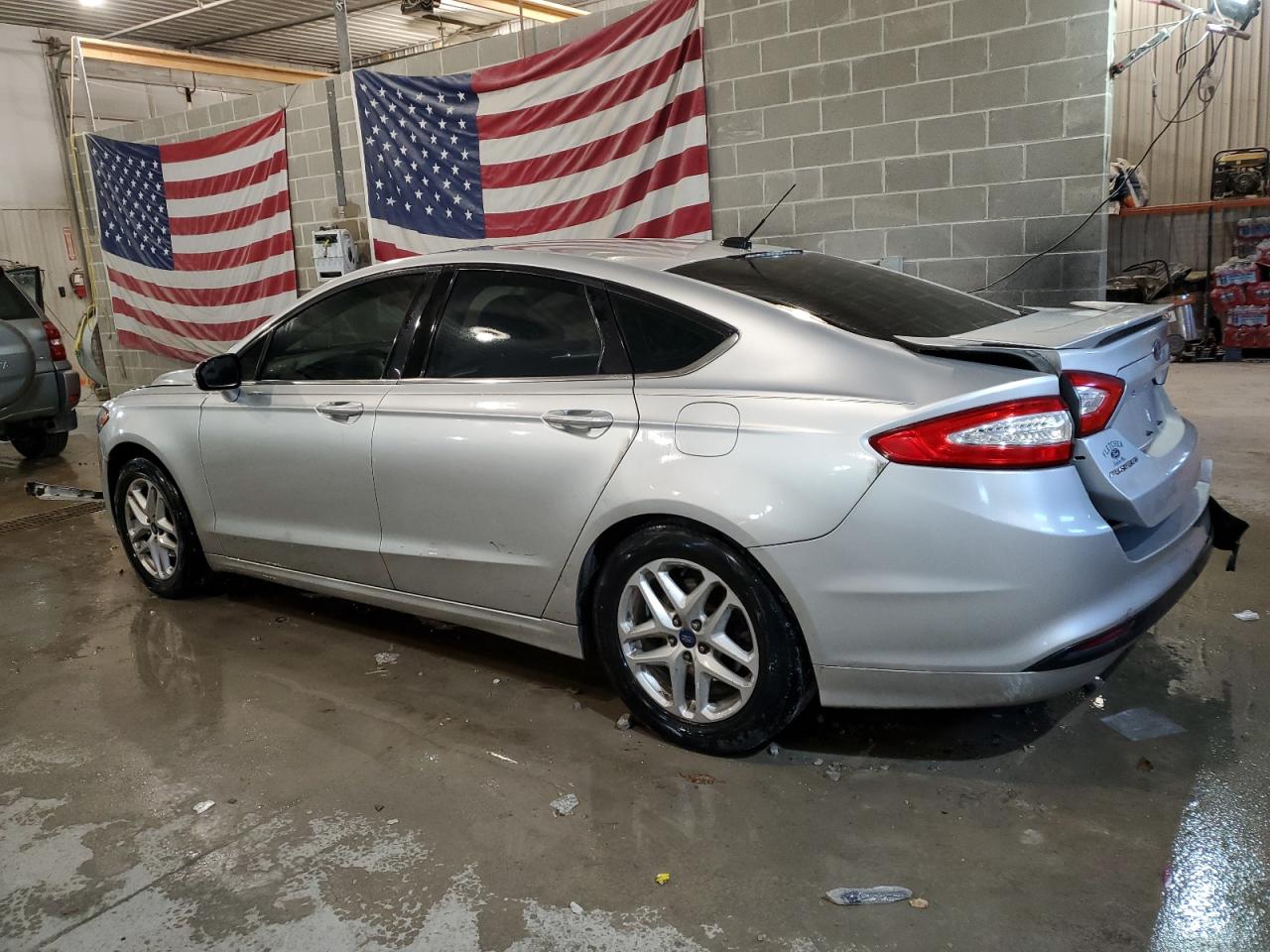 Image 2 of 2014 FORD FUSION SE 2014 with VIN 3FA6P0H77ER130829