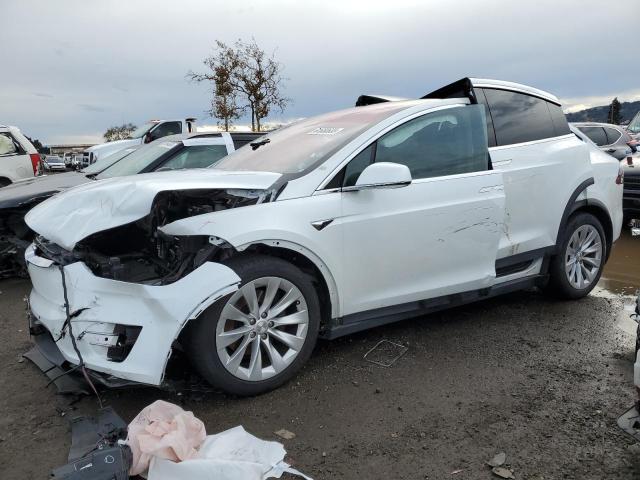 Изображение 1 2020 TESLA MODEL X  2020 с VIN 5YJXCAE24LF282235