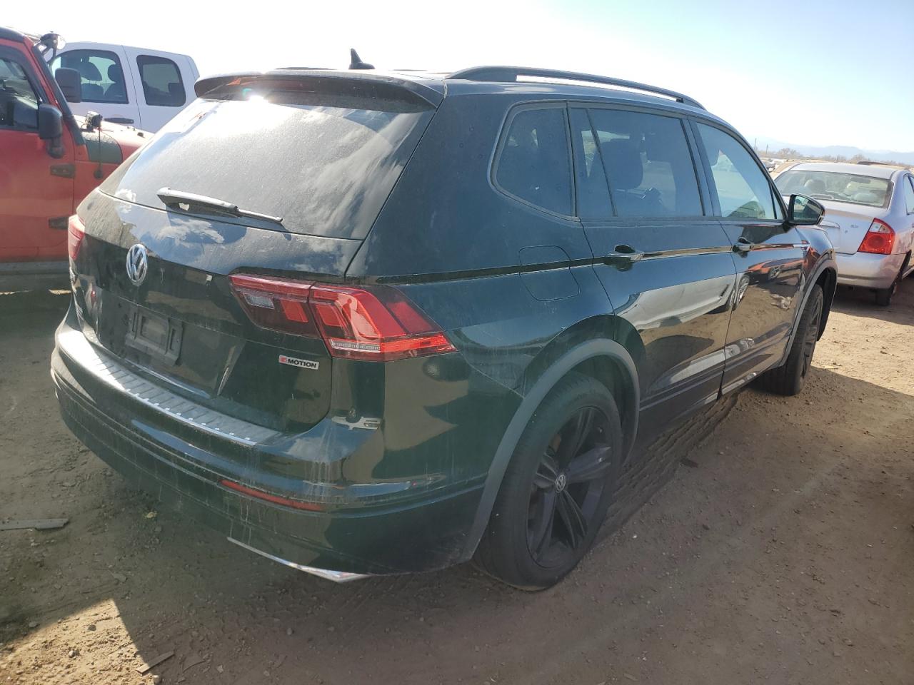 Image 3 of 2019 VOLKSWAGEN TIGUAN SE 2019 with VIN 3VV2B7AX9KM162282