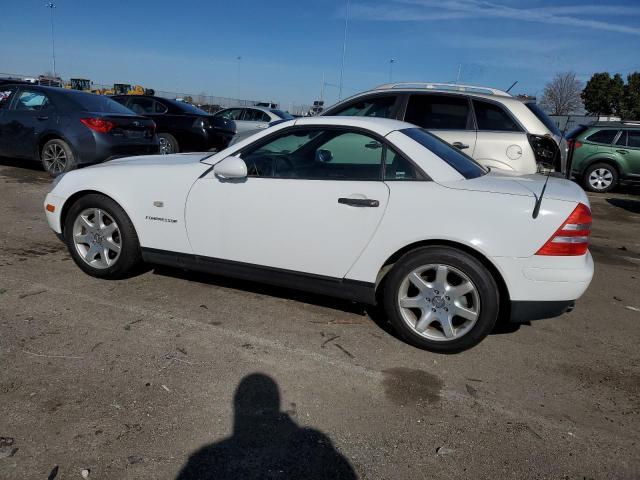 Image 2 of 1999 MERCEDES-BENZ SLK 230 KOMPRESSOR 1999 with VIN WDBKK47F1XF120755