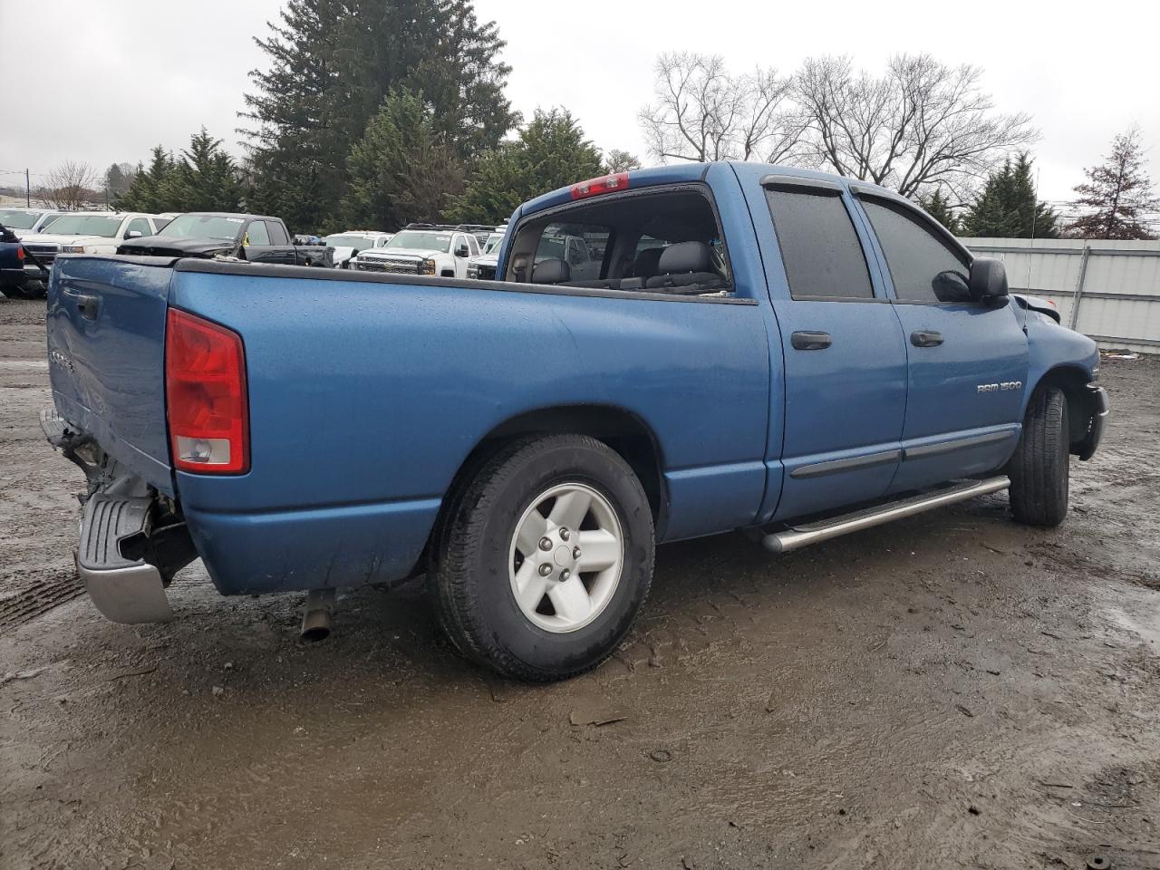Image 3 of 2004 DODGE RAM 1500 ST 2004 with VIN 1D7HA18D44J180523