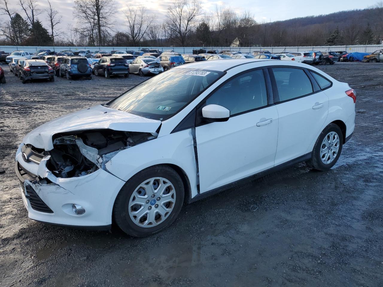 Image 1 of 2012 FORD FOCUS SE 2012 with VIN 1FAHP3F21CL150054