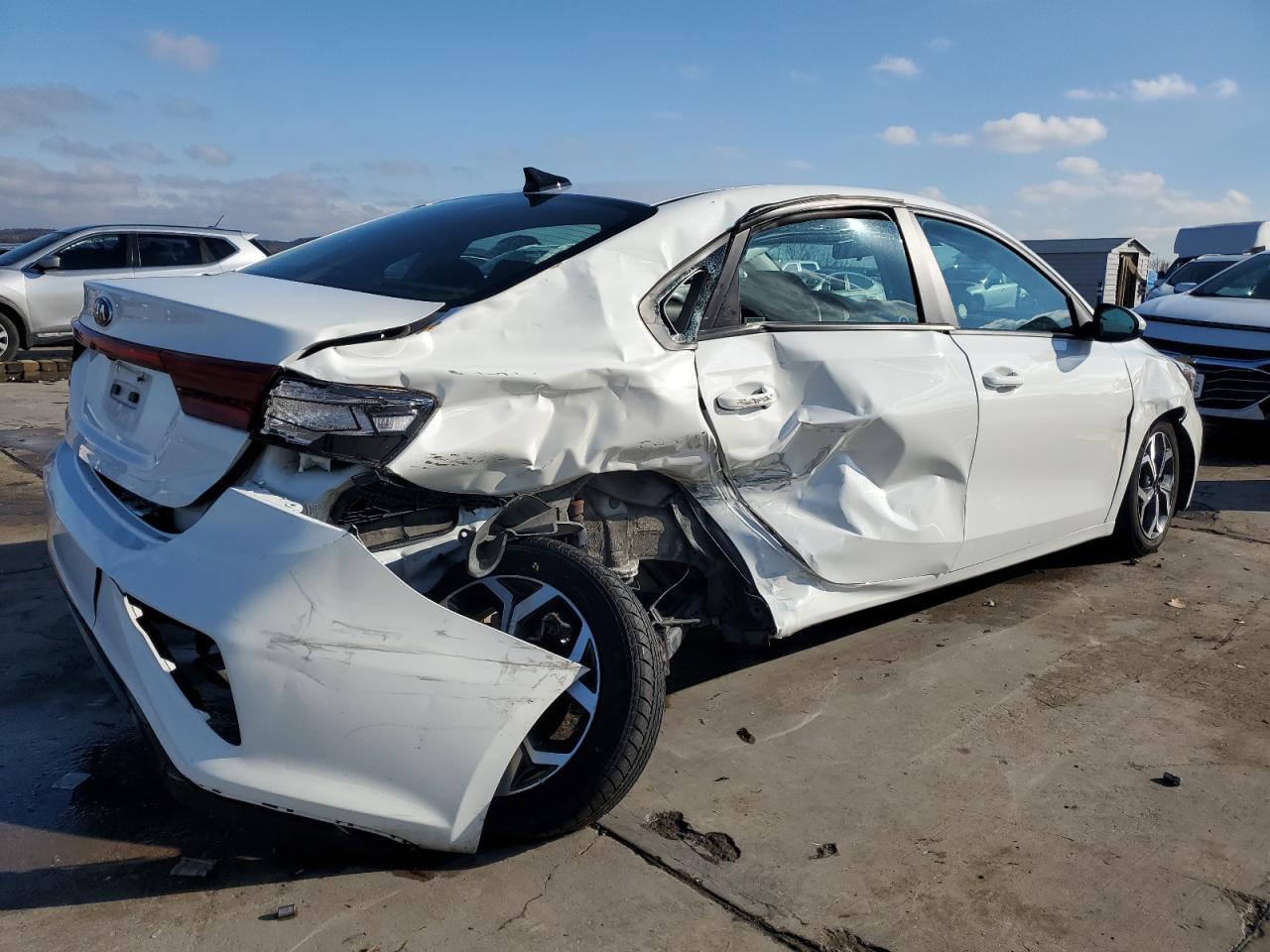 Изображение 3 2021 KIA FORTE FE 2021 с VIN 3KPF24ADXME357941