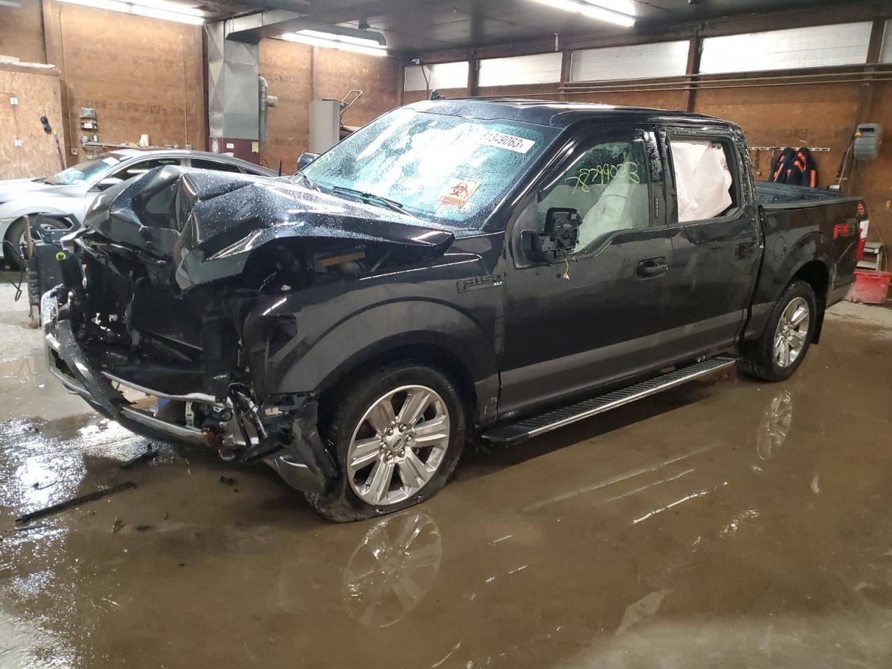 Image 1 of 2019 FORD F150 SUPERCREW 2019 with VIN 1FTEW1E59KFA50121