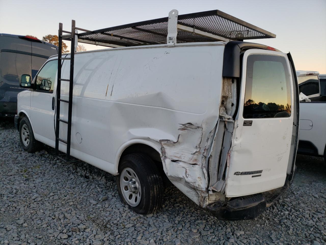 Image 2 of 2014 CHEVROLET EXPRESS G1500  2014 with VIN 1GCSGAFX2E1110953