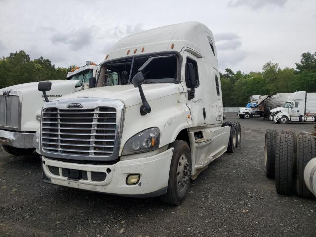 Изображение 2 2016 FREIGHTLINER CASCADIA 125  2016 с VIN 3AKJGLDR7GSHP4944