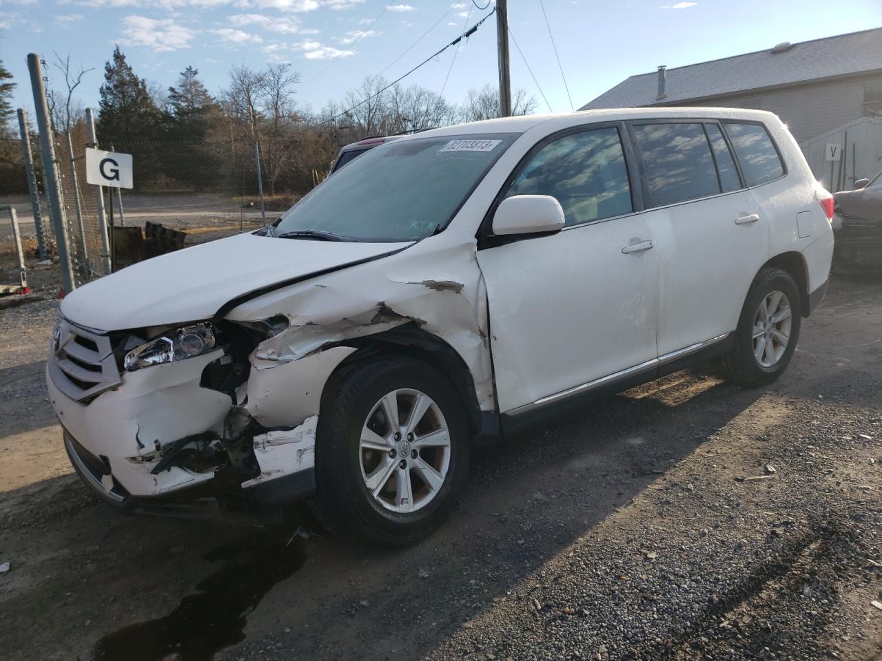 Изображение 1 2011 TOYOTA HIGHLANDER BASE 2011 с VIN 5TDBK3EH3BS045632