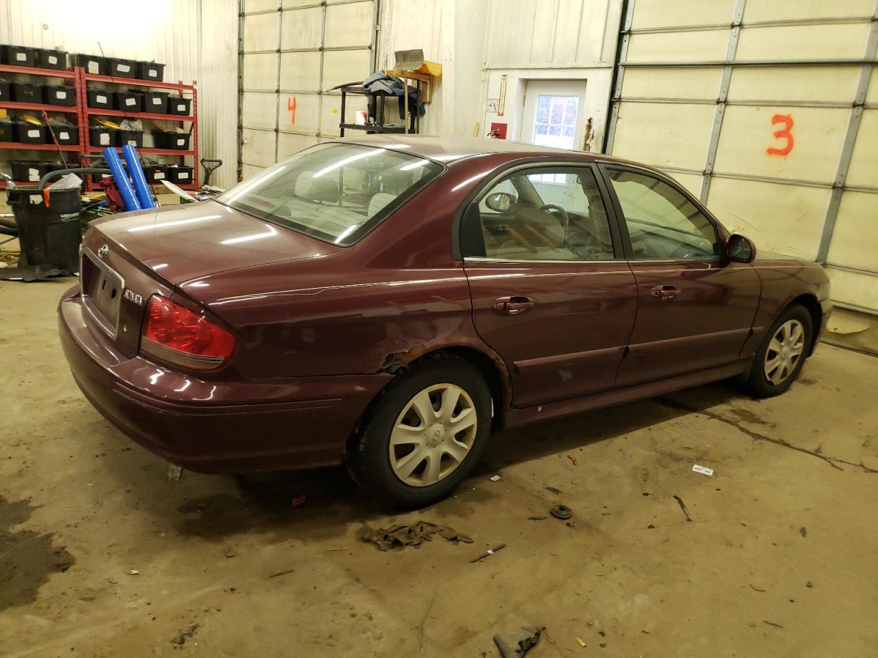 Image 3 of 2005 HYUNDAI SONATA GL 2005 with VIN KMHWF25S75A176202