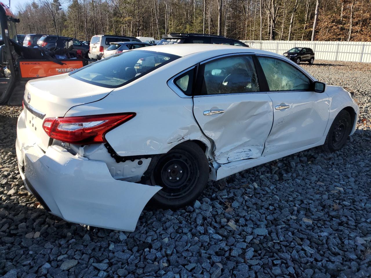 Image 3 of 2017 NISSAN ALTIMA 2.5 2017 with VIN 1N4AL3AP5HN338698