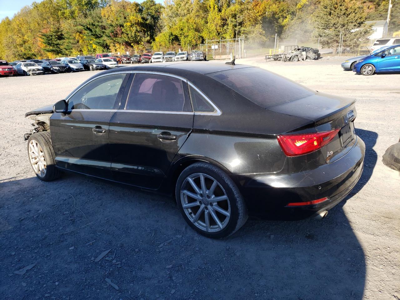 Изображение 2 Audi A3 Premium Plus 2016 с VIN WAUE8GFF4G1029389