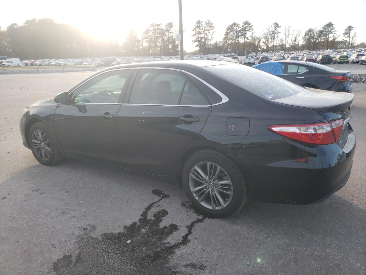 Image 2 of 2015 TOYOTA CAMRY LE 2015 with VIN 4T1BF1FK3FU877441