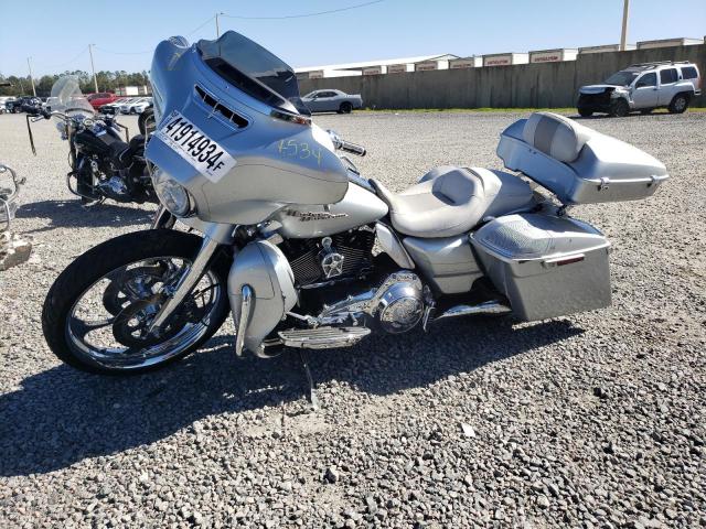 Image 2 of 2015 HARLEY-DAVIDSON FLHXS STREET GLIDE SPECIAL 2015 with VIN 1HD1KRM11FB654670