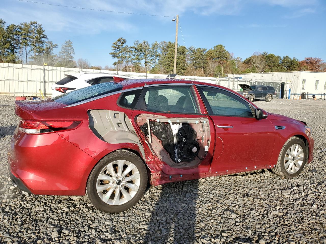 Image 3 of 2018 KIA OPTIMA LX 2018 with VIN 5XXGT4L30JG203330