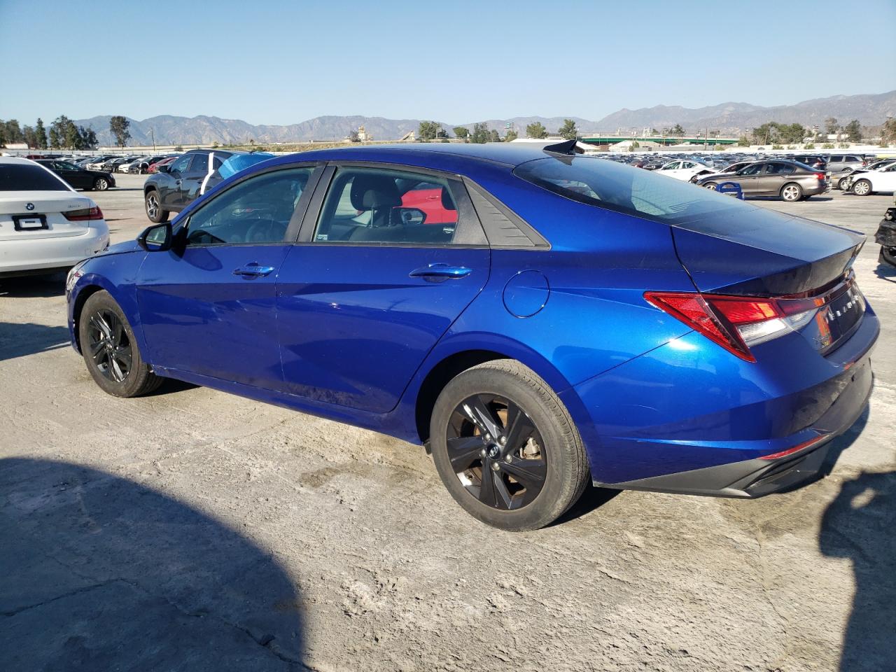 Image 2 of 2021 HYUNDAI ELANTRA SEL 2021 with VIN KMHLS4AGXMU181421