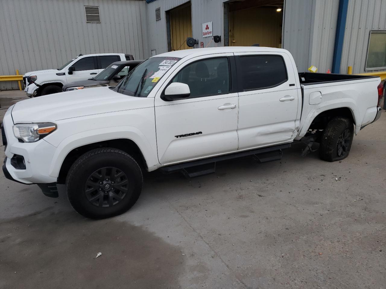 Изображение 1 2020 TOYOTA TACOMA DOUBLE CAB 2020 с VIN 5TFAX5GNXLX184714