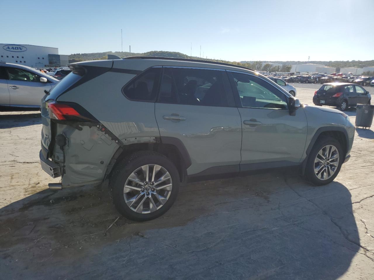 Image 3 of 2019 TOYOTA RAV4 XLE PREMIUM 2019 with VIN 2T3C1RFV6KW056251