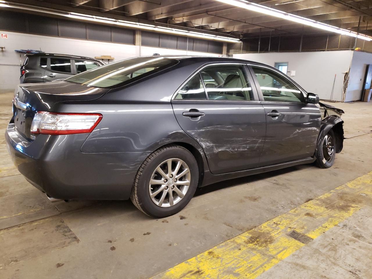 Obraz 3 z 2011 TOYOTA CAMRY HYBRID 2011 z VIN 4T1BB3EKXBU140644