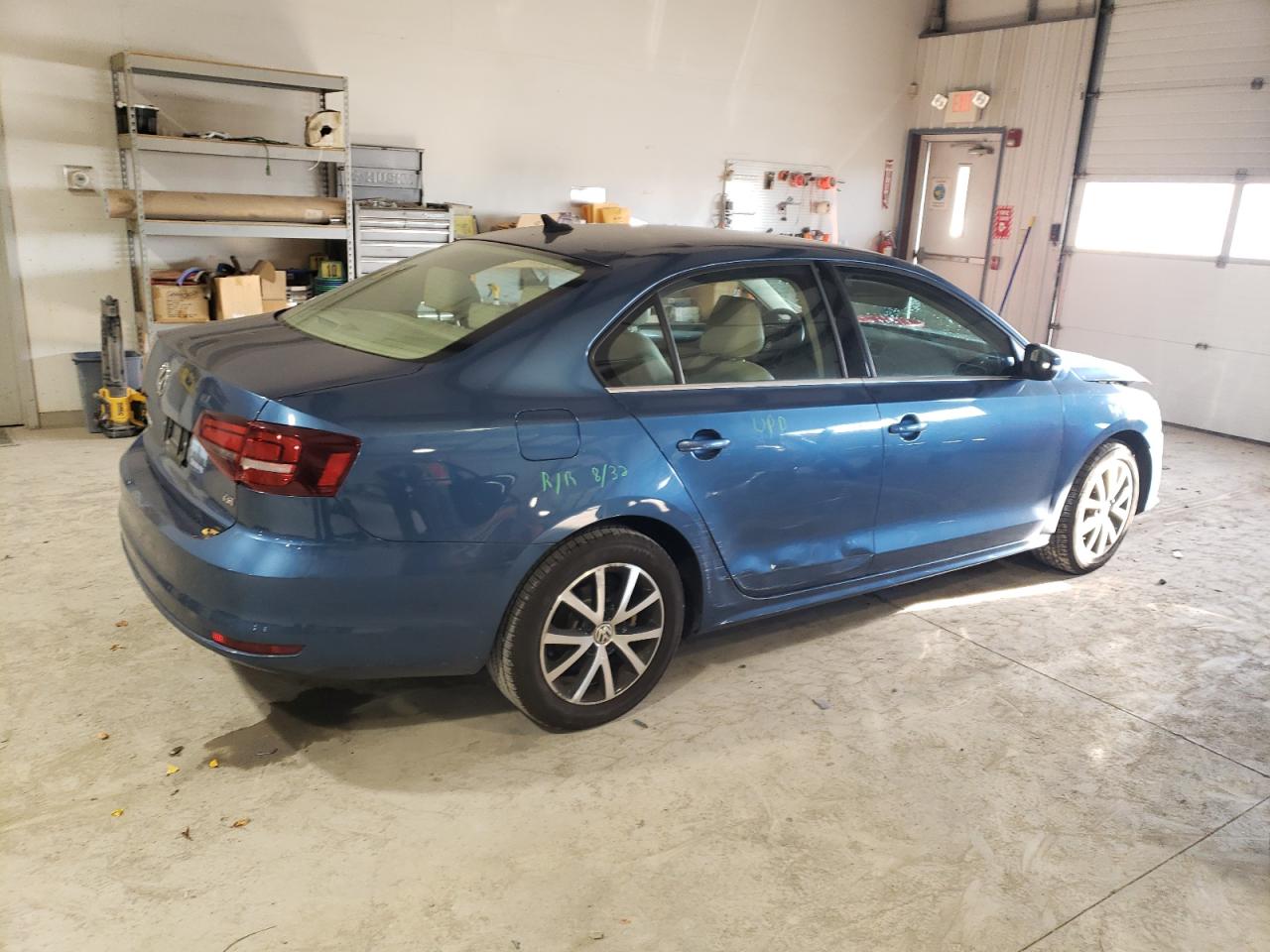 Obraz 3 z 2017 VOLKSWAGEN JETTA SE 2017 z VIN 3VWDB7AJ7HM223671