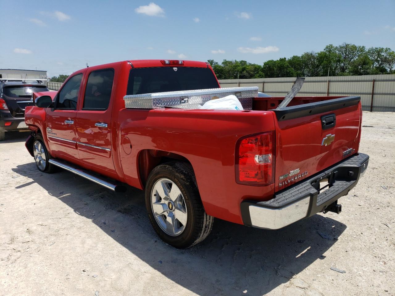 Изображение 2 2011 CHEVROLET SILVERADO C1500 LT 2011 с VIN 3GCPCSE05BG289594