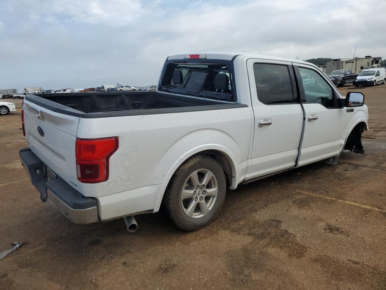 Image 3 of 2018 FORD F150 SUPERCREW 2018 with VIN 1FTEW1CP8JFA44233